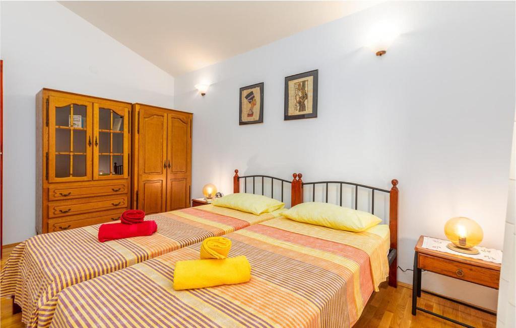 Villa Hacienda Rosemary à Muntić Extérieur photo